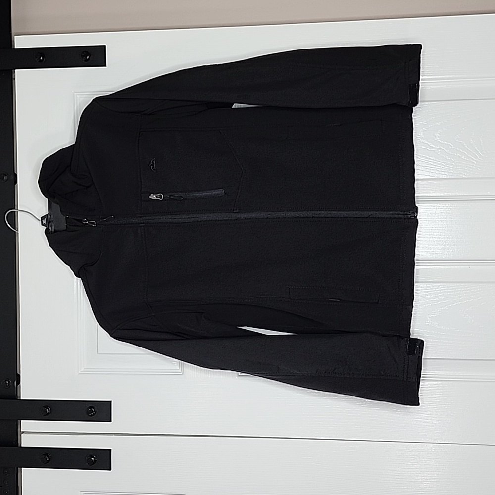 Snuzu Performance Big Boys Jacket. Black Color. Size 14-16